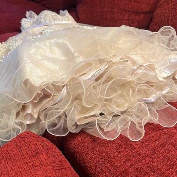 One used - Picture 8 of 17